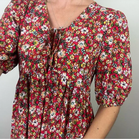 Dreamcatcher Skylar Mini Dress Red Floral Tiered Boho Hippie Size S 8 - NWT - Picture 8 of 14